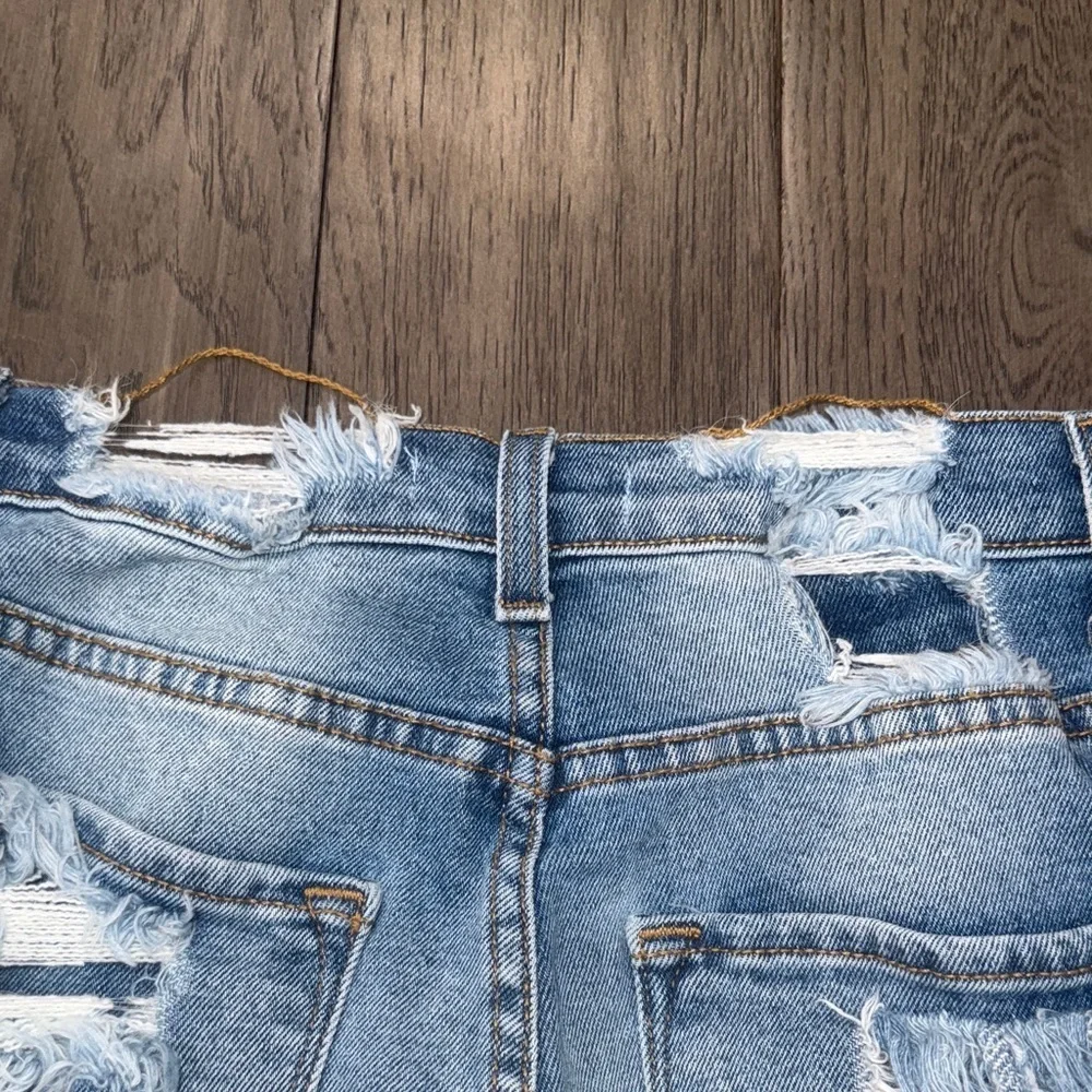 Vibrant M.I.U Distressed ripped Blue Women's skinny Jeans